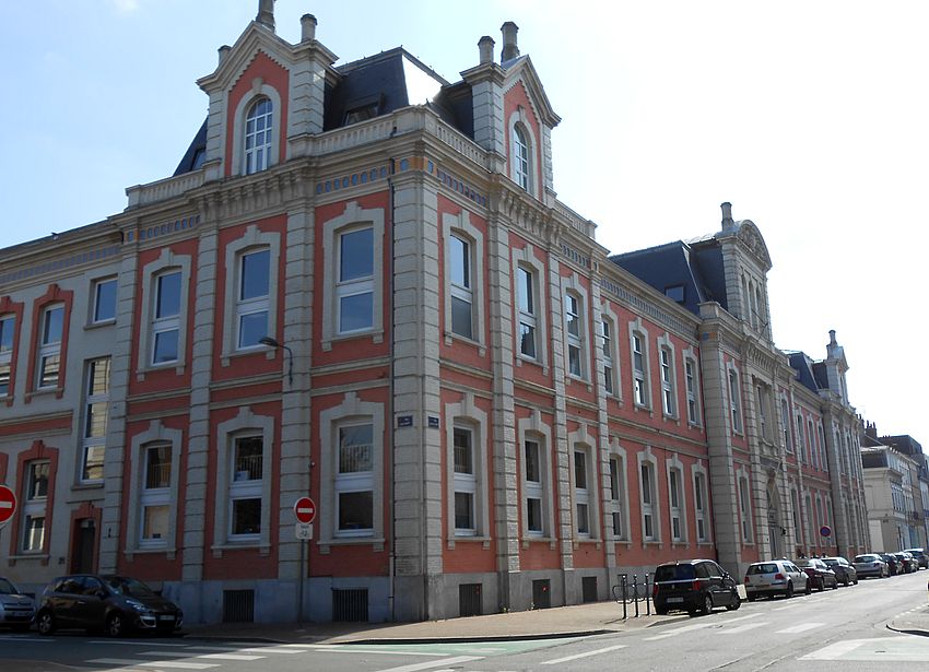 Institut industriel du Nord IDN rue Jeanne dArc Lille France